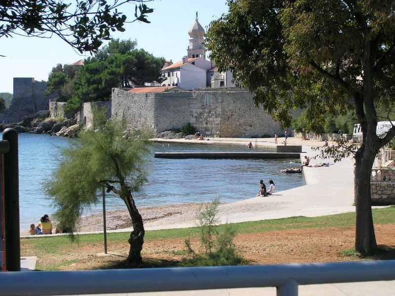 Apartment Julija Krk Town Bagian luar foto